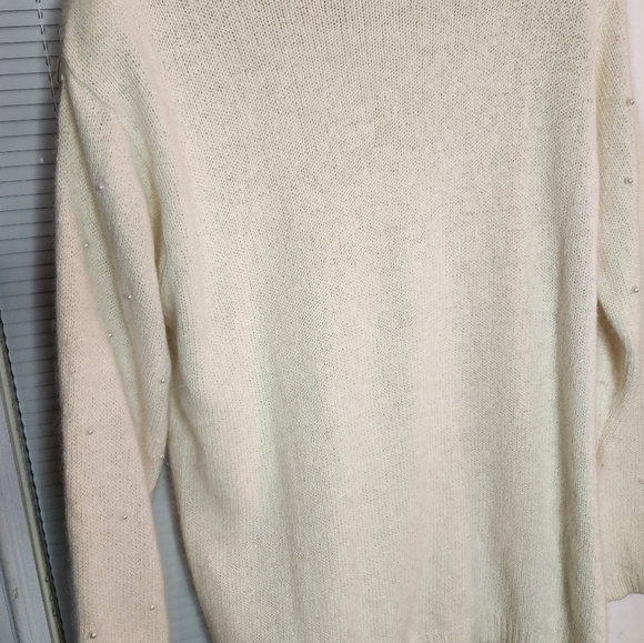 9 Work in progress by Gladys Bagley Silk nylon and angora blend.p2p 21 - Picture 7 of 8